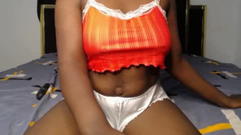 Snapshot of phat_pussylips chatting on 11, 6, 2026 tatiana online show from 11, 6, 2026