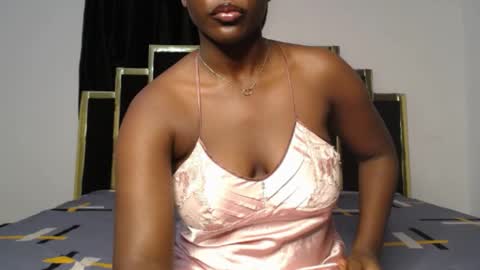 Snapshot of phat_pussylips chatting on 24, 6, 2026 tatiana online show from 24, 6, 2026