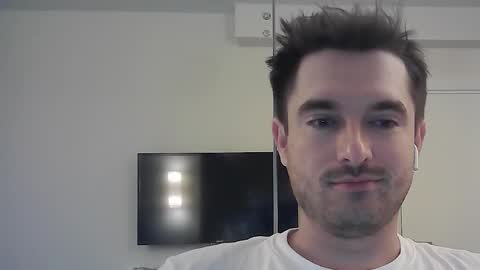 Snapshot of philborison chatting on 1, 10, 2025 PhilipBorison online show from 1, 10, 2025