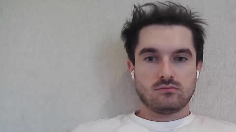 Snapshot of philborison chatting on 19, 11, 2025 PhilipBorison online show from 19, 11, 2025