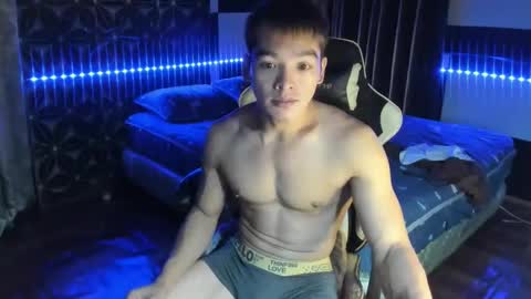 AJ online show from 25, 1, 2025