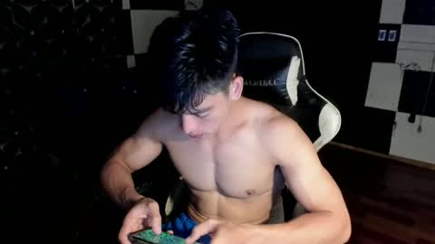 AJ online show from 18, 11, 2025