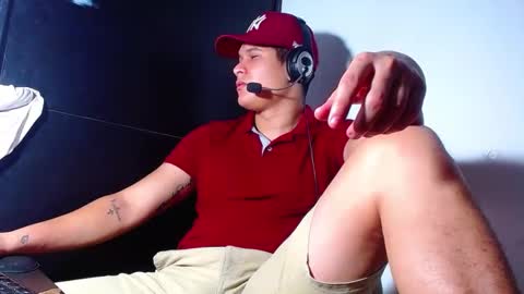 AdnierGnz online show from 24, 2, 2025