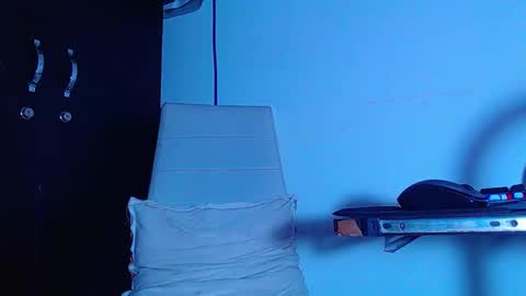 AdnierGnz online show from 10, 4, 2026