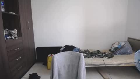 izzy online show from 4, 4, 2026