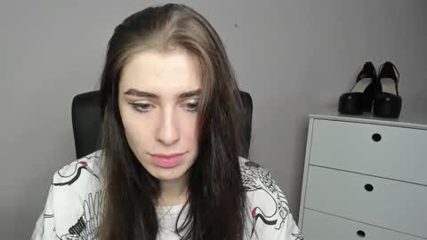 Snapshot of pia_desire chatting on 19, 10, 2025 P I A online show from 19, 10, 2025