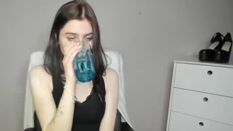 P I A online show from 2, 12, 2025