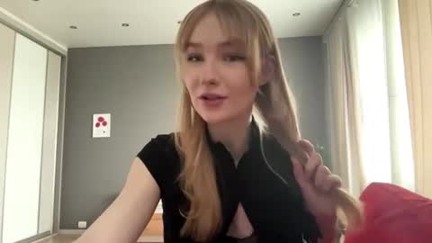 Snapshot of piastonesifer chatting on 25, 6, 2026 Kristie online show from 25, 6, 2026