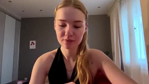 Snapshot of piastonesifer chatting on 29, 6, 2026 Kristie online show from 29, 6, 2026