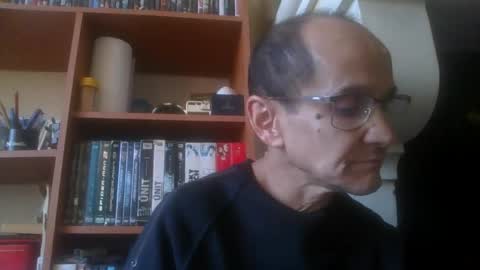 pichoun71 online show from 19, 1, 2025