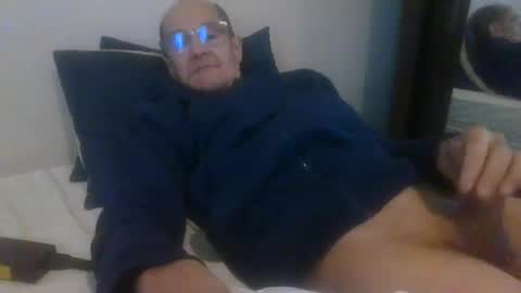 pichoun71 online show from 22, 11, 2025