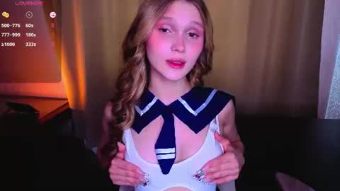 Snapshot of pickanicole chatting on 19, 7, 2026 Adeline online show from 19, 7, 2026