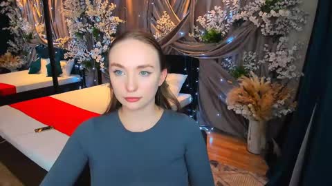 Emelie online show from 10, 2, 2025