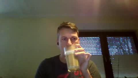 Snapshot of piercingsxxx chatting on 16, 12, 2025 piercingsxxx online show from 16, 12, 2025