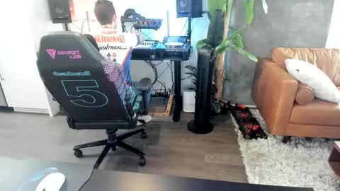 Snapshot of pierrefitch chatting on 1, 3, 2025 Pierre Fitch online show from 1, 3, 2025