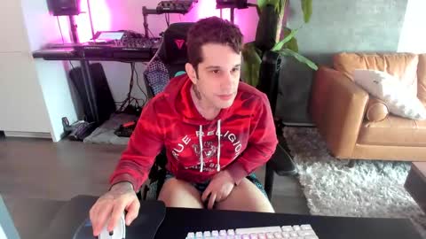 Snapshot of pierrefitch chatting on 6, 3, 2025 Pierre Fitch online show from 6, 3, 2025