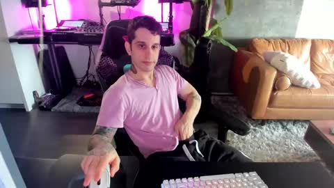 Snapshot of pierrefitch chatting on 6, 3, 2025 Pierre Fitch online show from 6, 3, 2025
