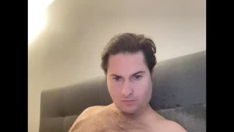 Snapshot of pierrot462900 chatting on 28, 10, 2025 pierrot462900 online show from 28, 10, 2025