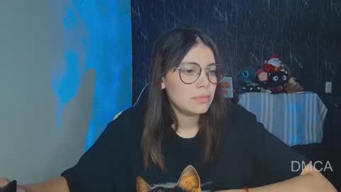 Snapshot of piixiie_d_oll chatting on 30, 12, 2024 Andrea G online show from 30, 12, 2024