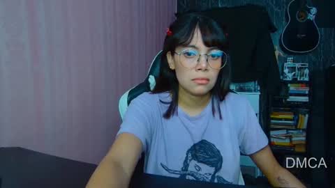 Snapshot of piixiie_d_oll chatting on 29, 9, 2025 Andrea G online show from 29, 9, 2025