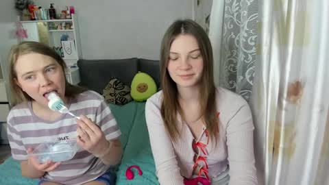 Adele and Elli online show from 3, 4, 2026