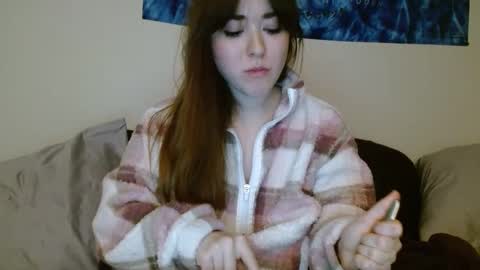 PilloGoddess online show from 7, 1, 2025