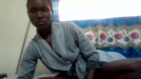 pinah1997 online show from 5, 3, 2025