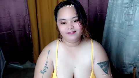 Snapshot of pinay_army chatting on 5, 1, 2025 pinay_army online show from 5, 1, 2025