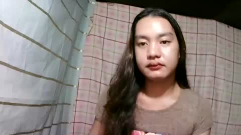 Snapshot of pinay_janella10 chatting on 5, 1, 2026 pinay_janella10 online show from 5, 1, 2026