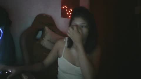 Snapshot of pinay_razel chatting on 26, 7, 2026 pinay_razel online show from 26, 7, 2026