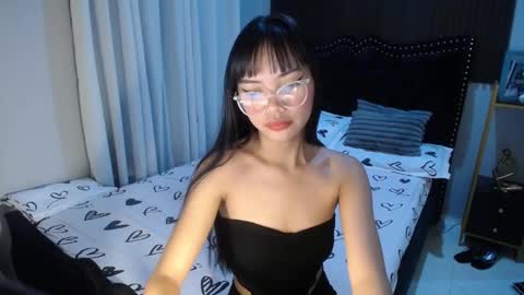 Snapshot of pinay_slutx chatting on 19, 2, 2025 dee online show from 19, 2, 2025