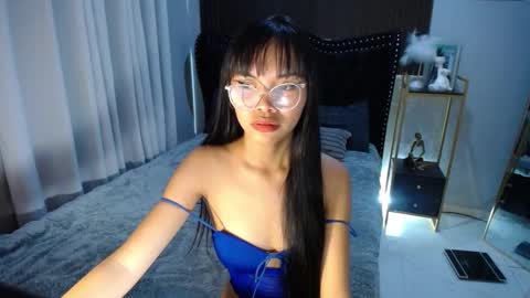 Snapshot of pinay_slutx chatting on 7, 3, 2025 dee online show from 7, 3, 2025
