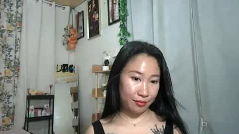 Snapshot of pinayhotty_yumie chatting on 19, 6, 2026 yumie online show from 19, 6, 2026