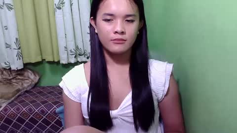 pinaymorena_rhowe online show from 12, 12, 2024