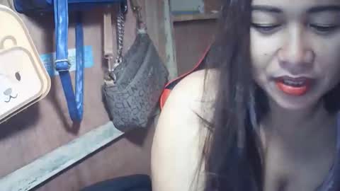 Snapshot of pinaysunday chatting on 12, 11, 2025 pinaysunday online show from 12, 11, 2025