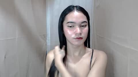 Snapshot of pinaysweatwetlover69 chatting on 21, 11, 2025 celistina Crwford online show from 21, 11, 2025