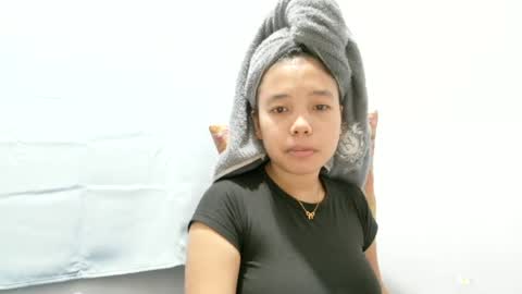pinaysweetgirl_19 online show from 24, 6, 2026