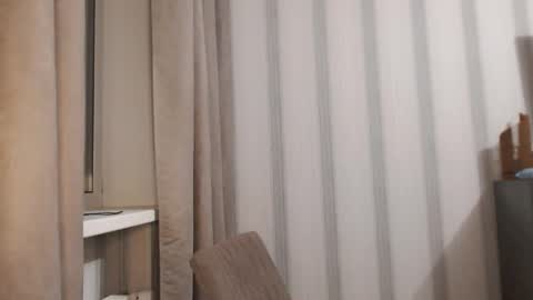       online show from 22, 10, 2025