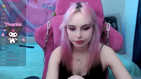 Snapshot of pineapple_dope chatting on 15, 12, 2024 Nancy online show from 15, 12, 2024