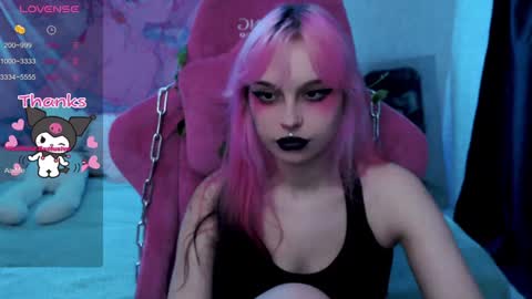 Snapshot of pineapple_dope chatting on 22, 12, 2024 Nancy online show from 22, 12, 2024