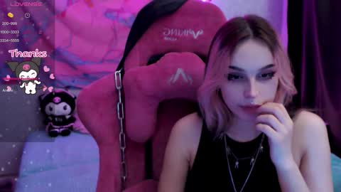 Snapshot of pineapple_dope chatting on 9, 1, 2026 Nancy online show from 9, 1, 2026