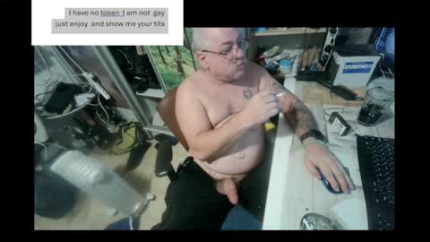 pini_z online show from 25, 12, 2024