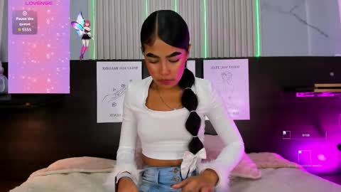 pink_as online show from 19, 9, 2025