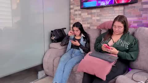 pink_as online show from 2, 7, 2026