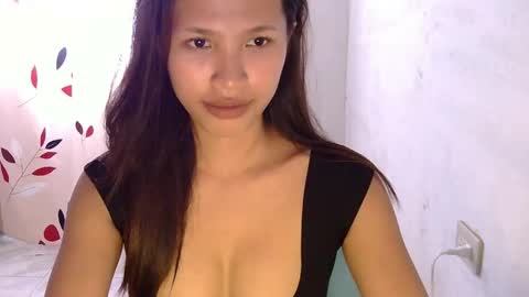Snapshot of pink_bubbles011 chatting on 19, 5, 2026 pink_bubbles011 online show from 19, 5, 2026