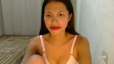 Snapshot of pink_bubbles011 chatting on 27, 5, 2026 pink_bubbles011 online show from 27, 5, 2026