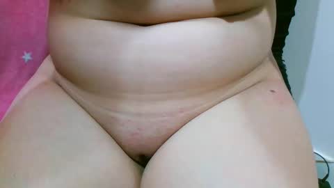 Snapshot of pink_hymen chatting on 11, 12, 2024 pink_hymen online show from 11, 12, 2024