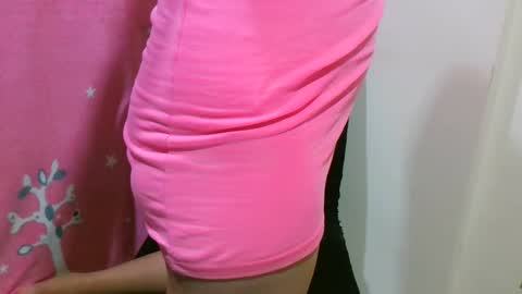 Snapshot of pink_hymen chatting on 19, 12, 2024 pink_hymen online show from 19, 12, 2024