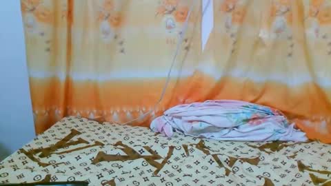 Snapshot of pink_hymen chatting on 25, 1, 2025 pink_hymen online show from 25, 1, 2025