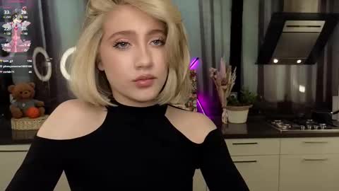 Adele online show from 27, 2, 2025